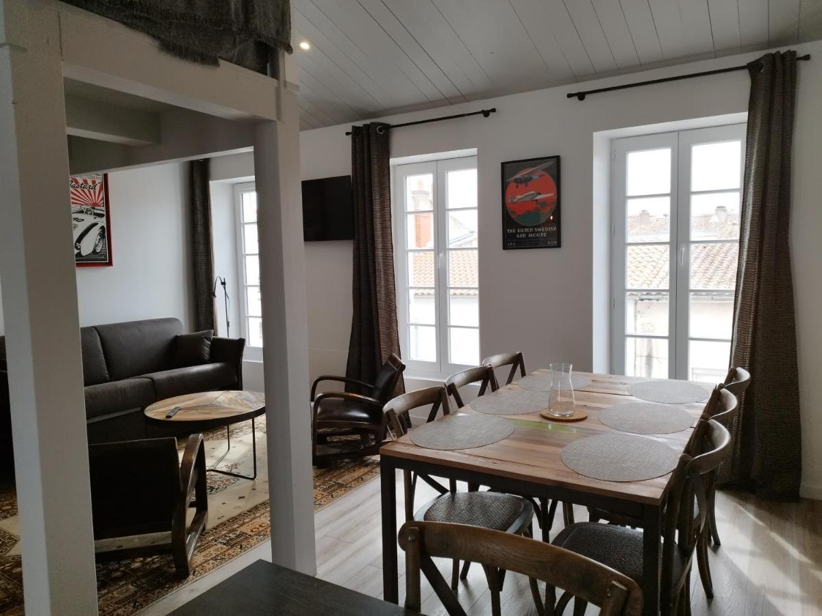 Apartment Grand Ancien En Centre